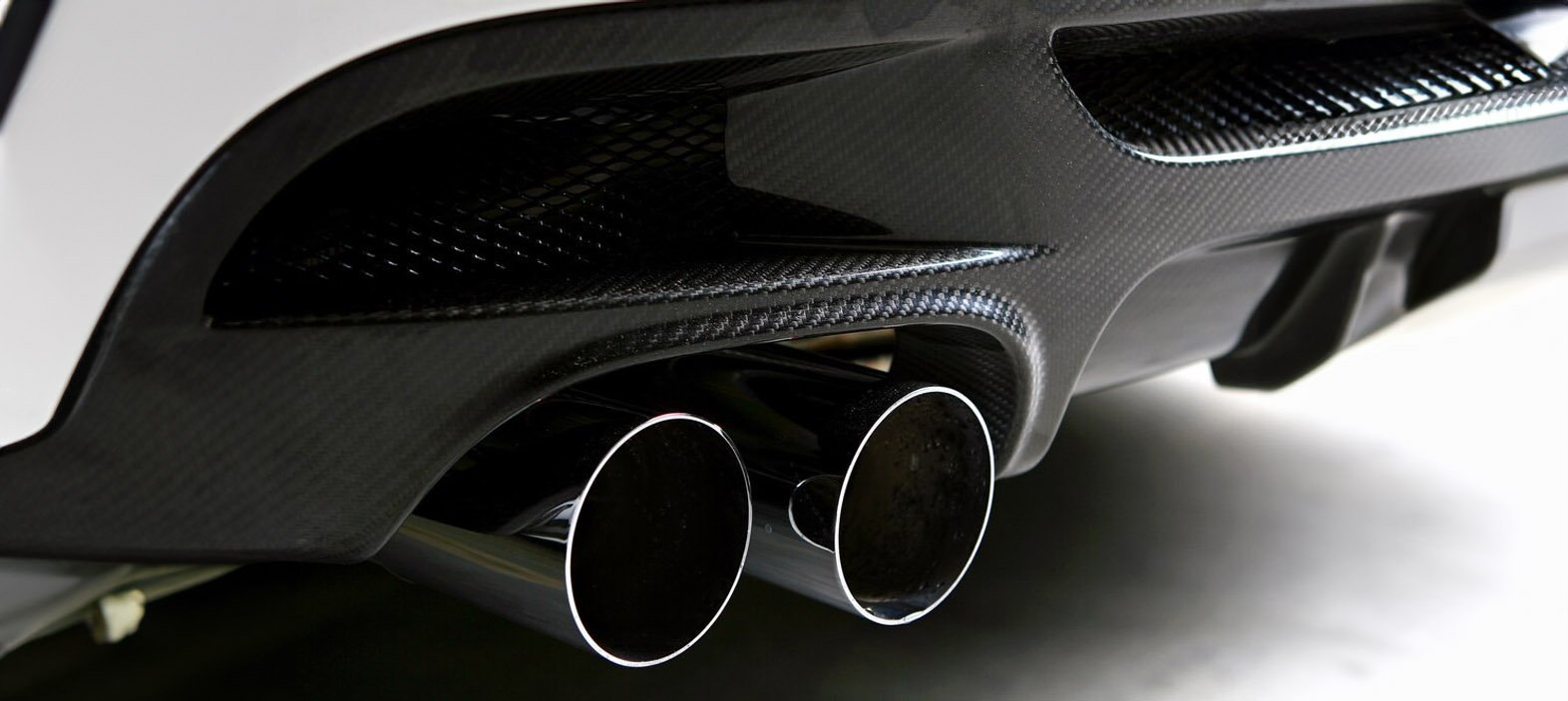 How Carbon Fiber Composites are Reinventing Transportation