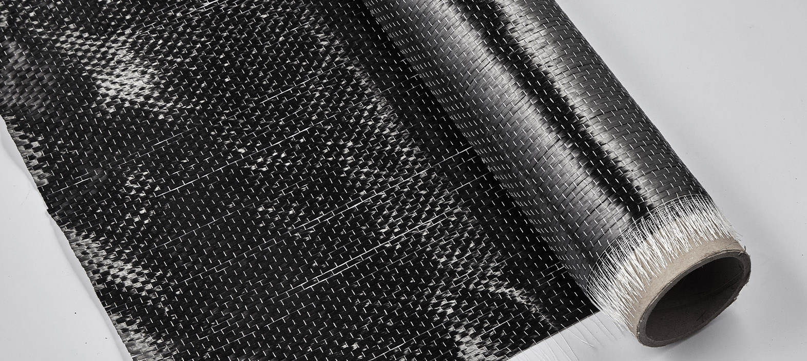 Weave Patterns in Carbon Fiber Fabric: Which One Should You Use?